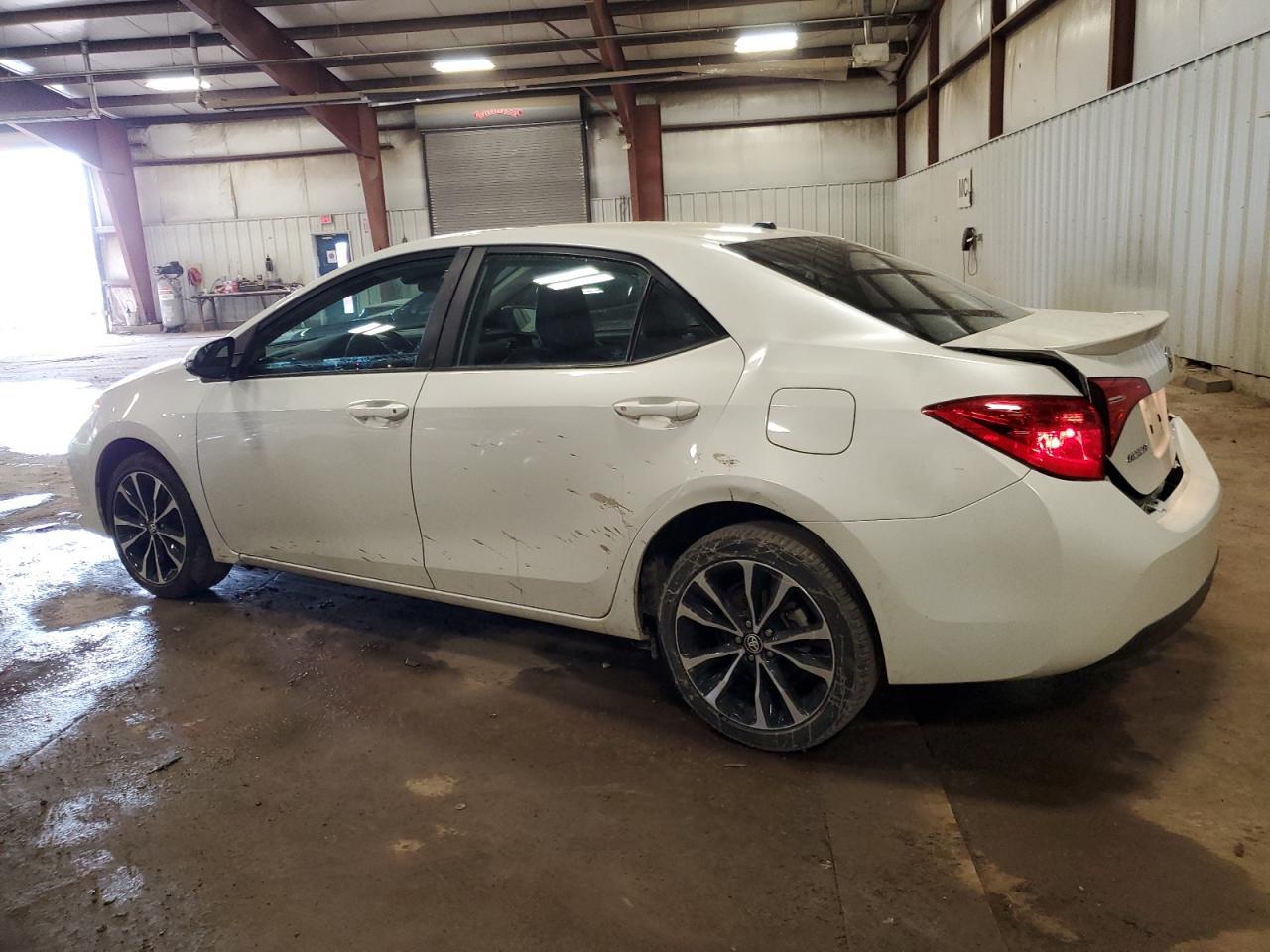 2019 TOYOTA COROLLA L - Image 2