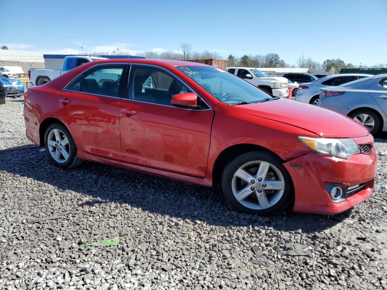 2014 TOYOTA CAMRY L - Image 4