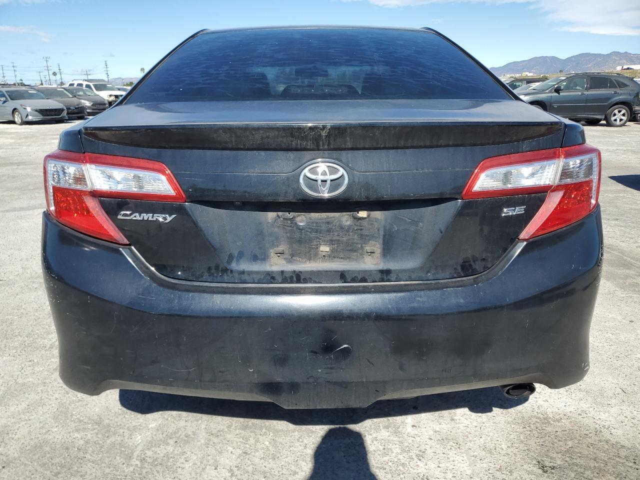 2014 TOYOTA CAMRY L - Фото 6