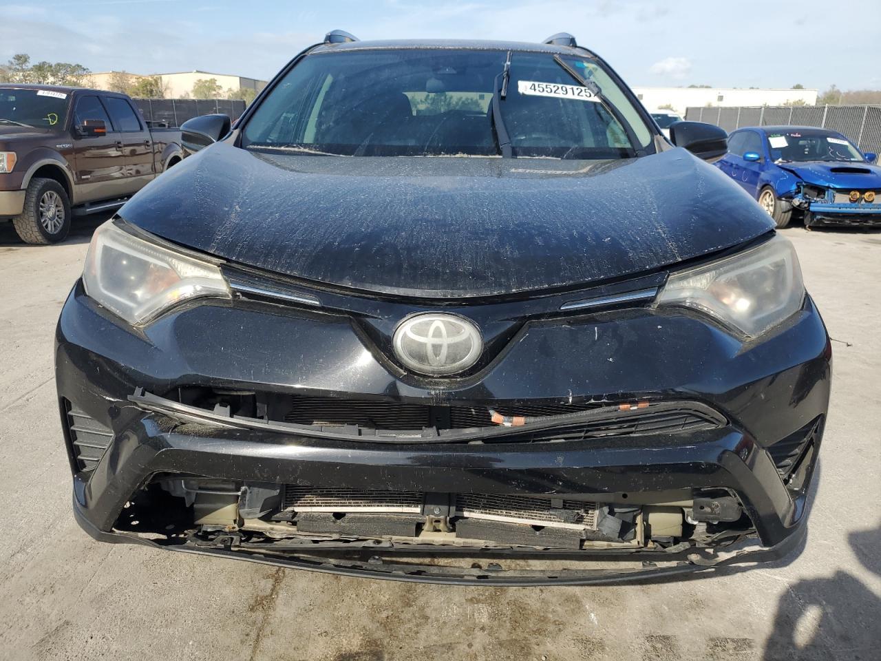 2017 TOYOTA RAV4 LE - Image 5