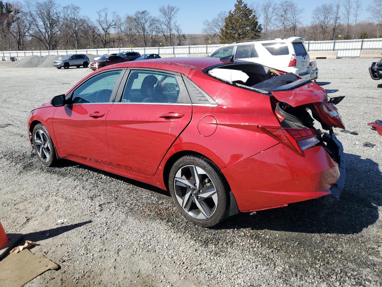 2022 HYUNDAI ELANTRA SE - Фото 2