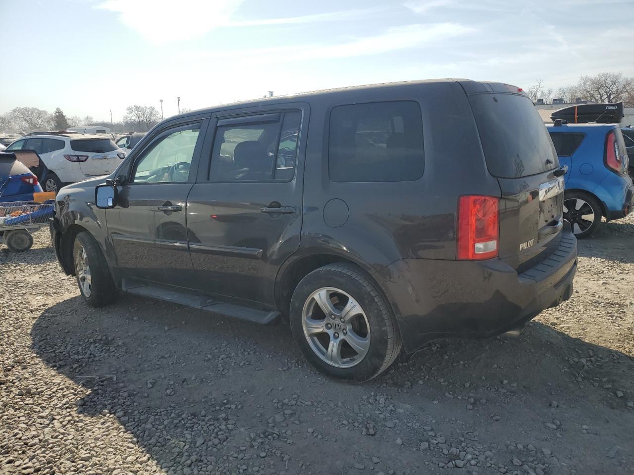 2015 HONDA PILOT EXL - Фото 2