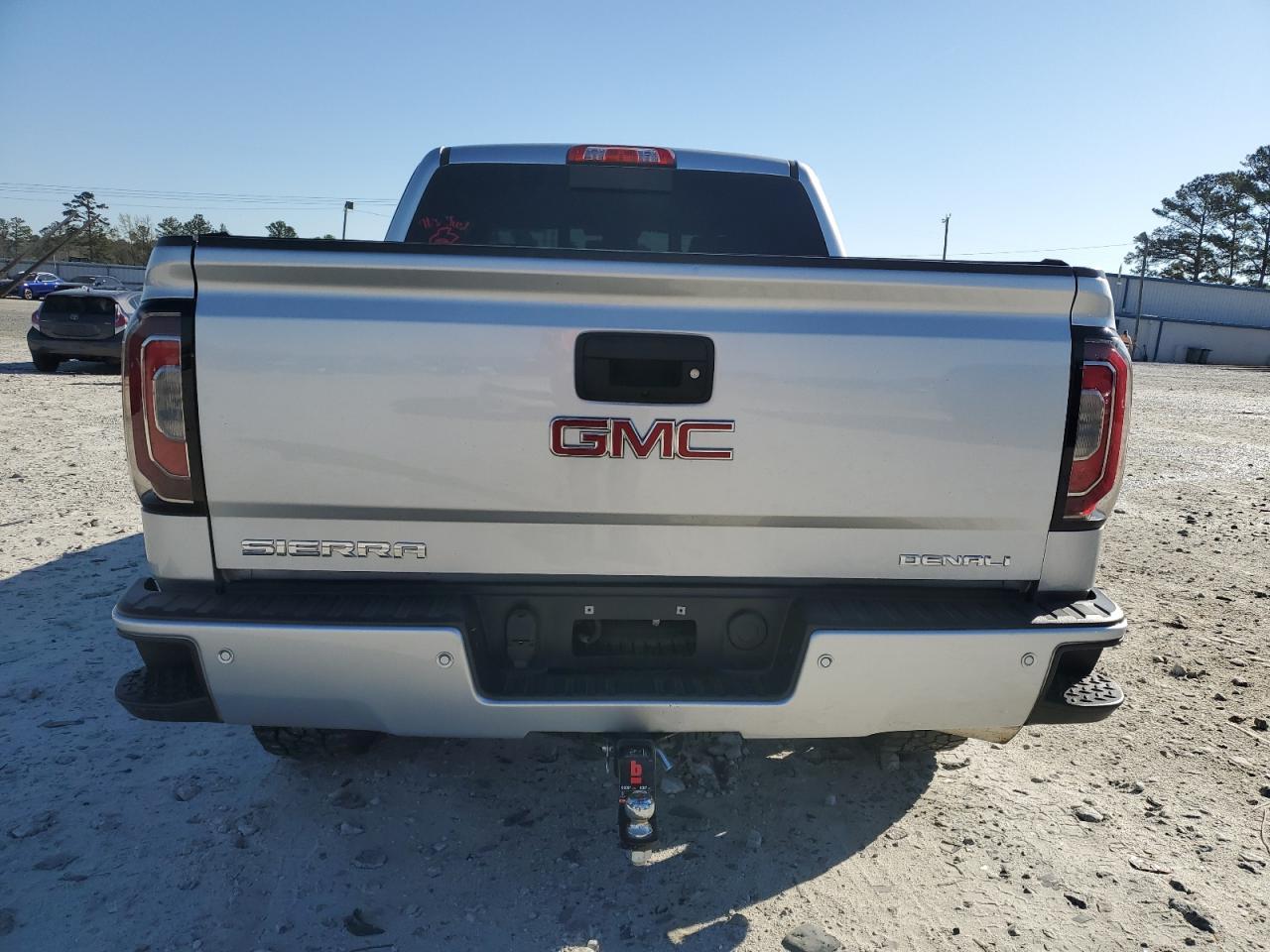 2018 GMC SIERRA K15 - Image 6