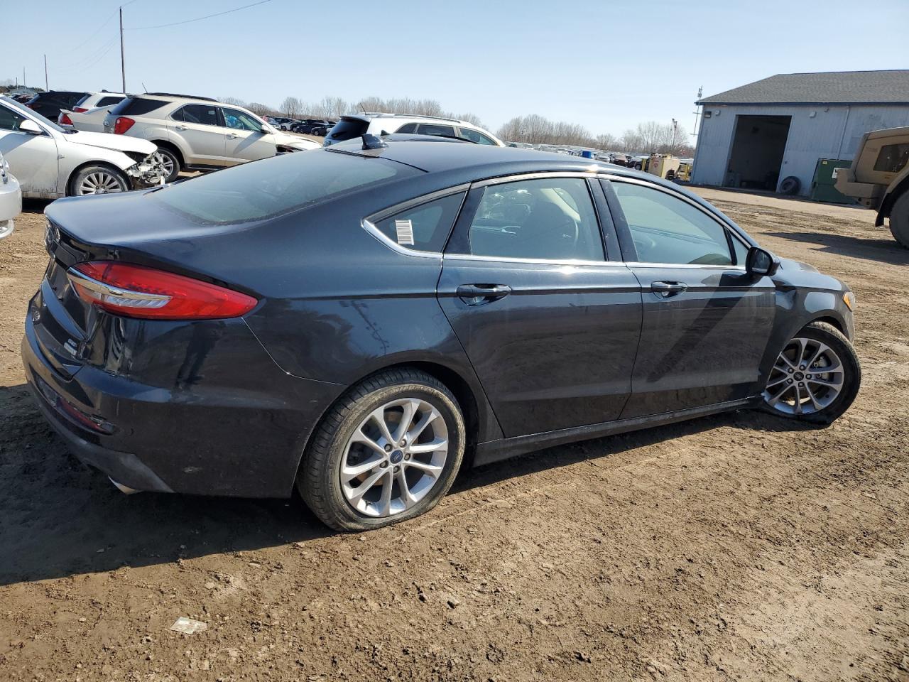 2020 FORD FUSION SE - Image 3