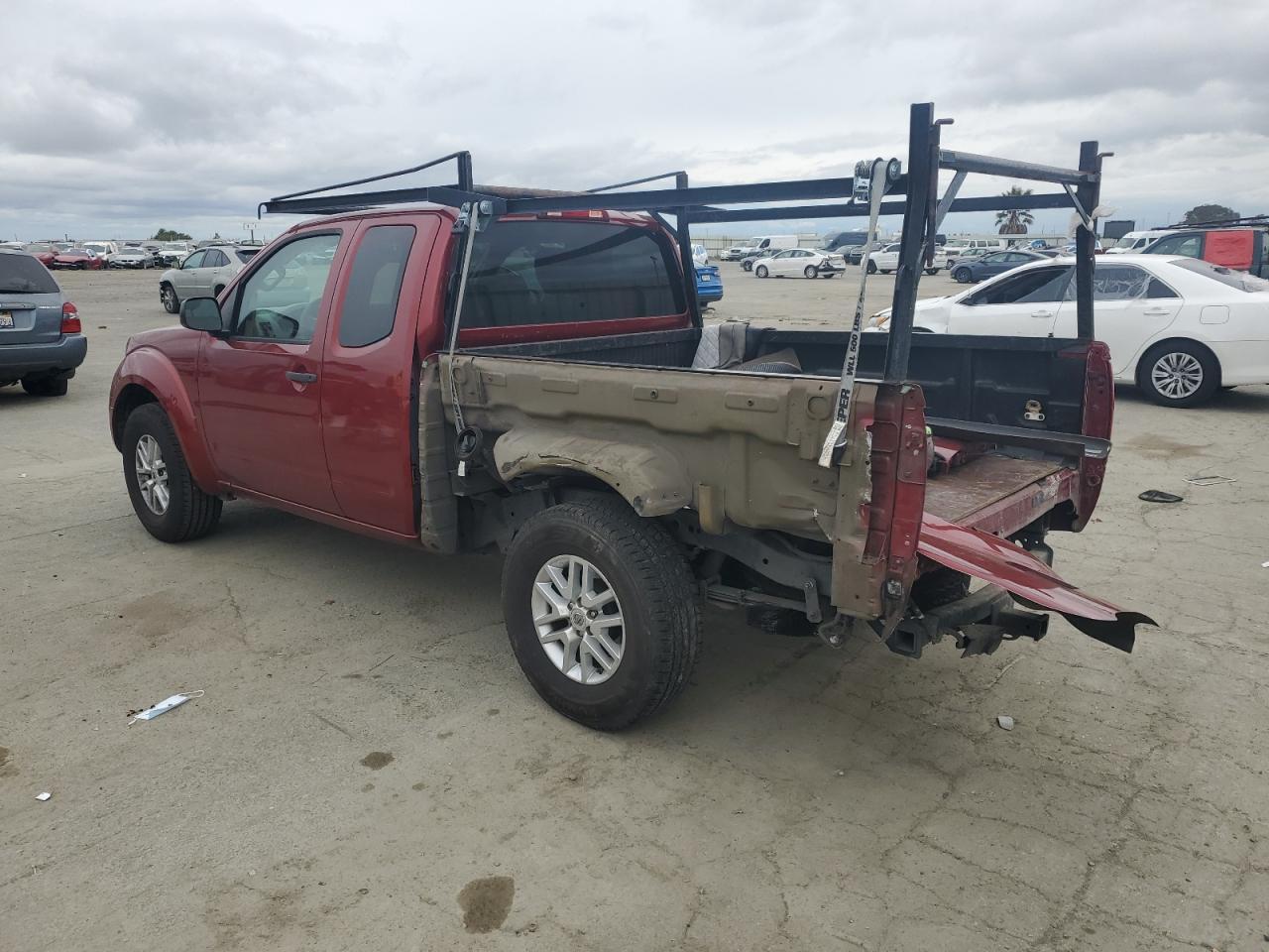 2016 NISSAN FRONTIER S - Фото 2