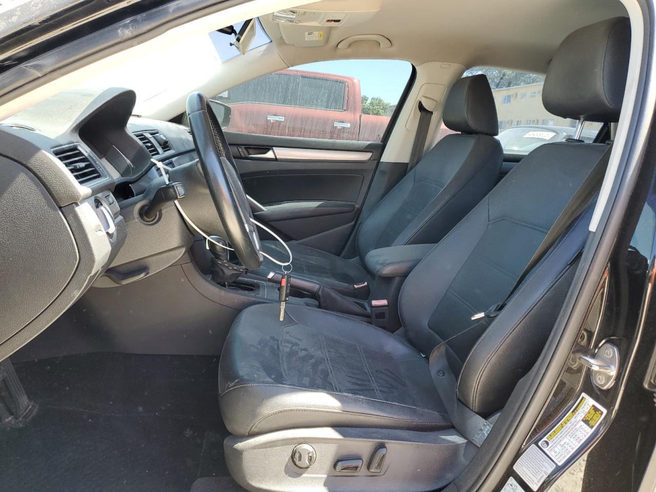 2015 VOLKSWAGEN PASSAT S - Image 7