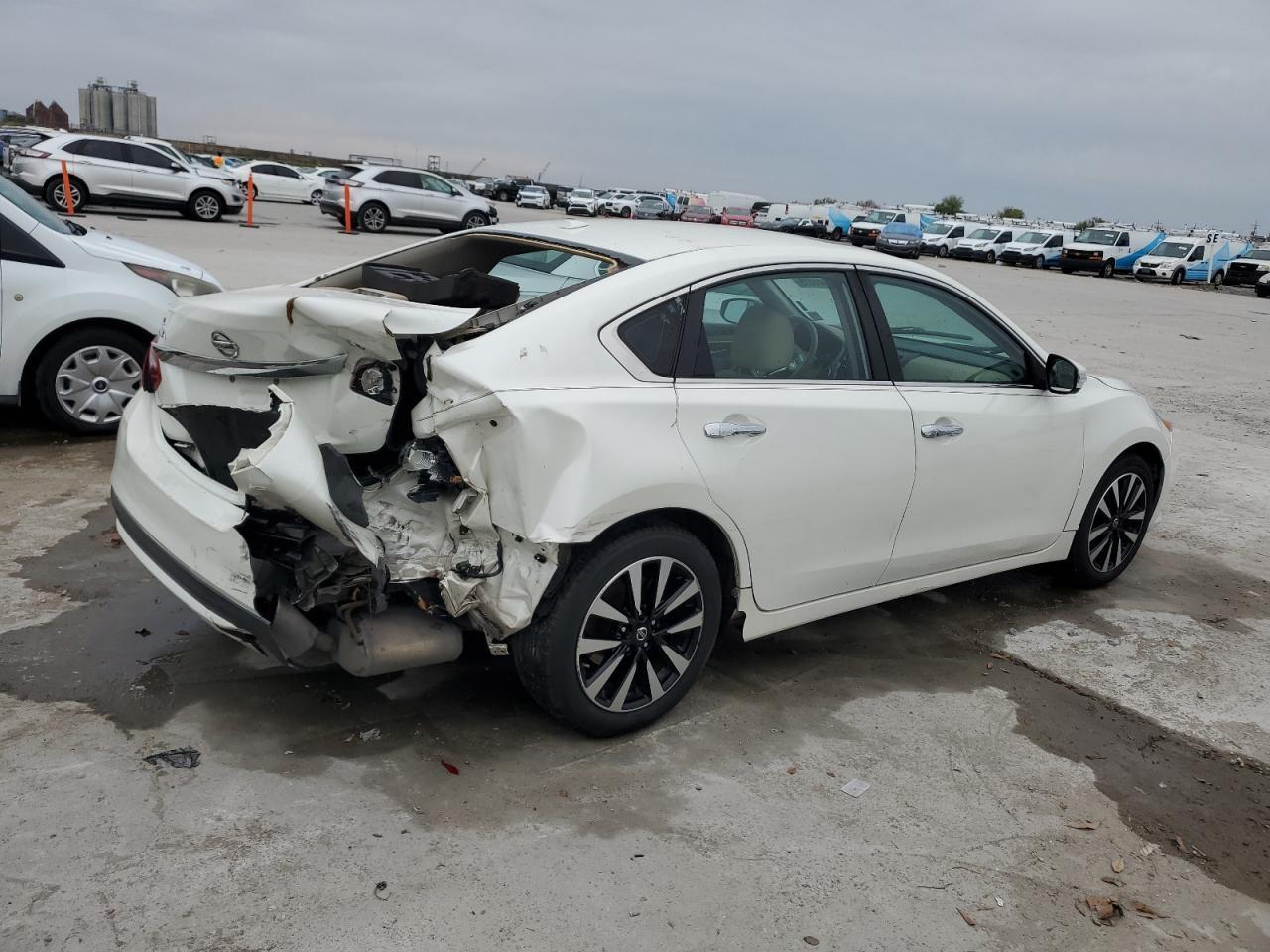 2018 NISSAN ALTIMA 2.5 - Фото 3