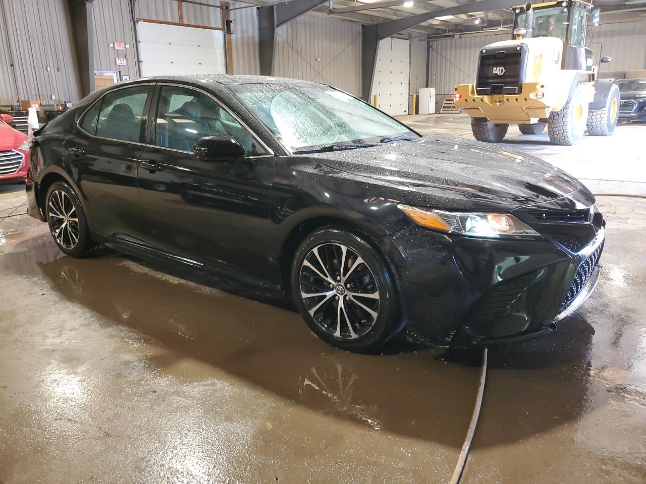 2020 TOYOTA CAMRY SE - Image 4