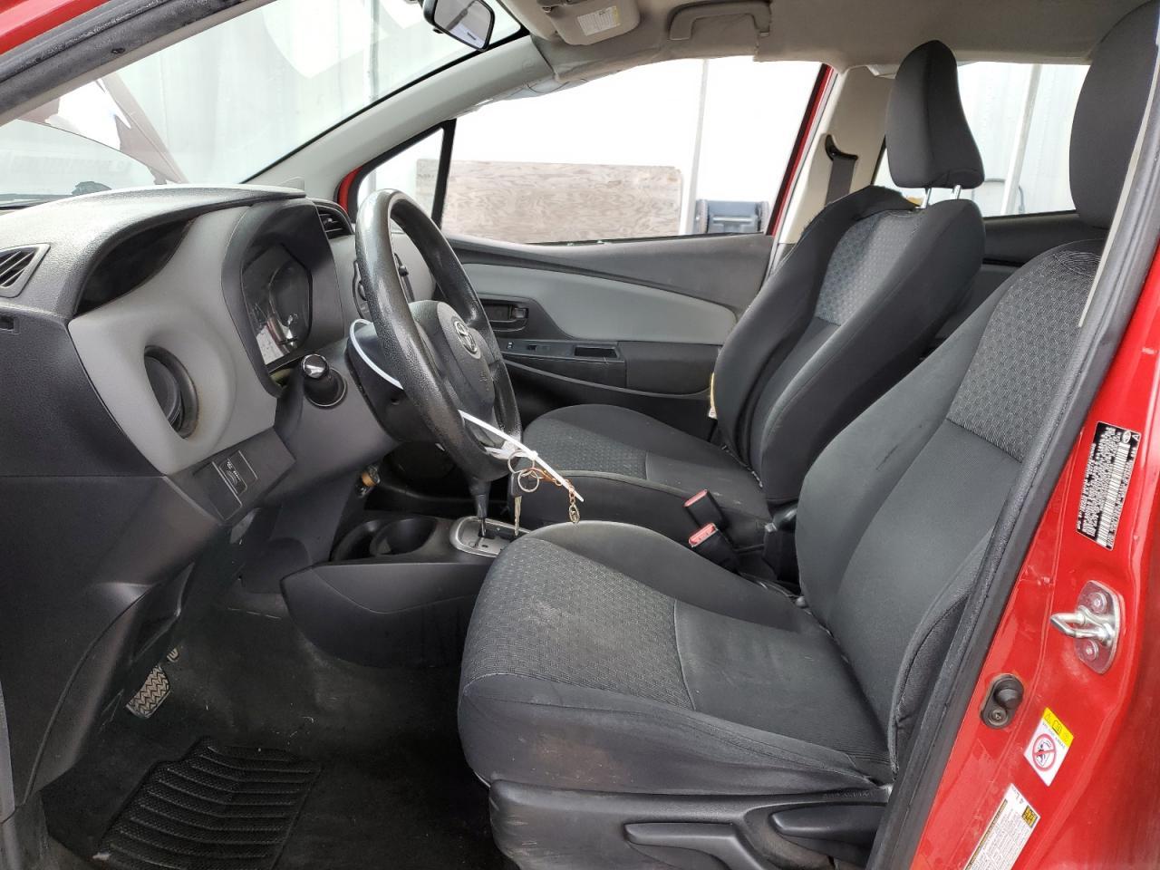 2015 TOYOTA YARIS - Фото 7