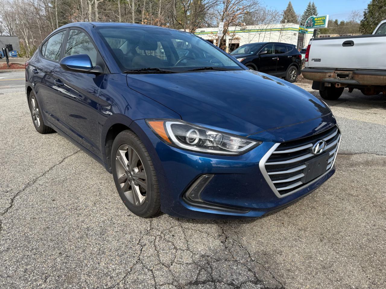 2018 HYUNDAI ELANTRA SE