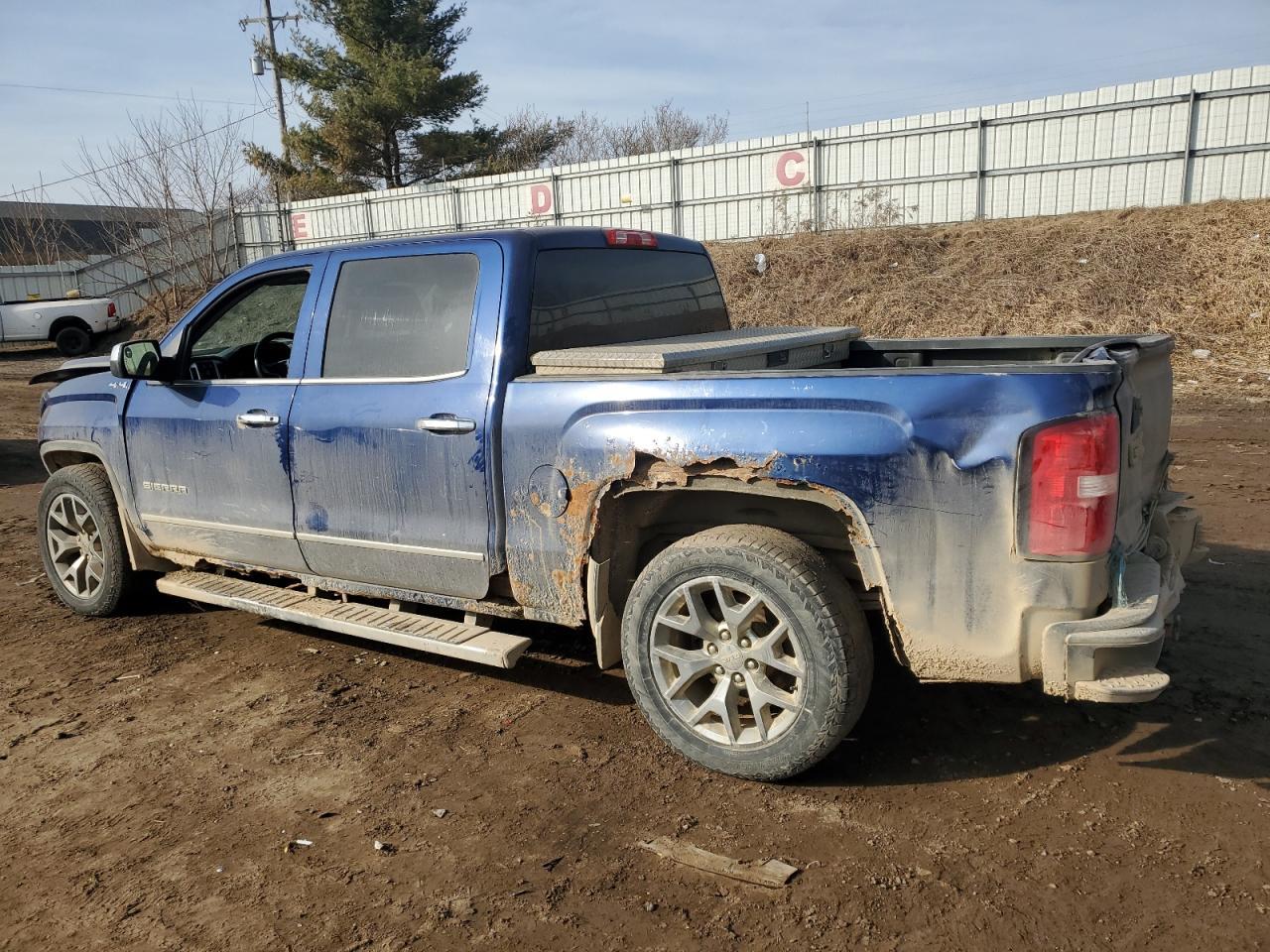 2014 GMC SIERRA K15 - Image 2
