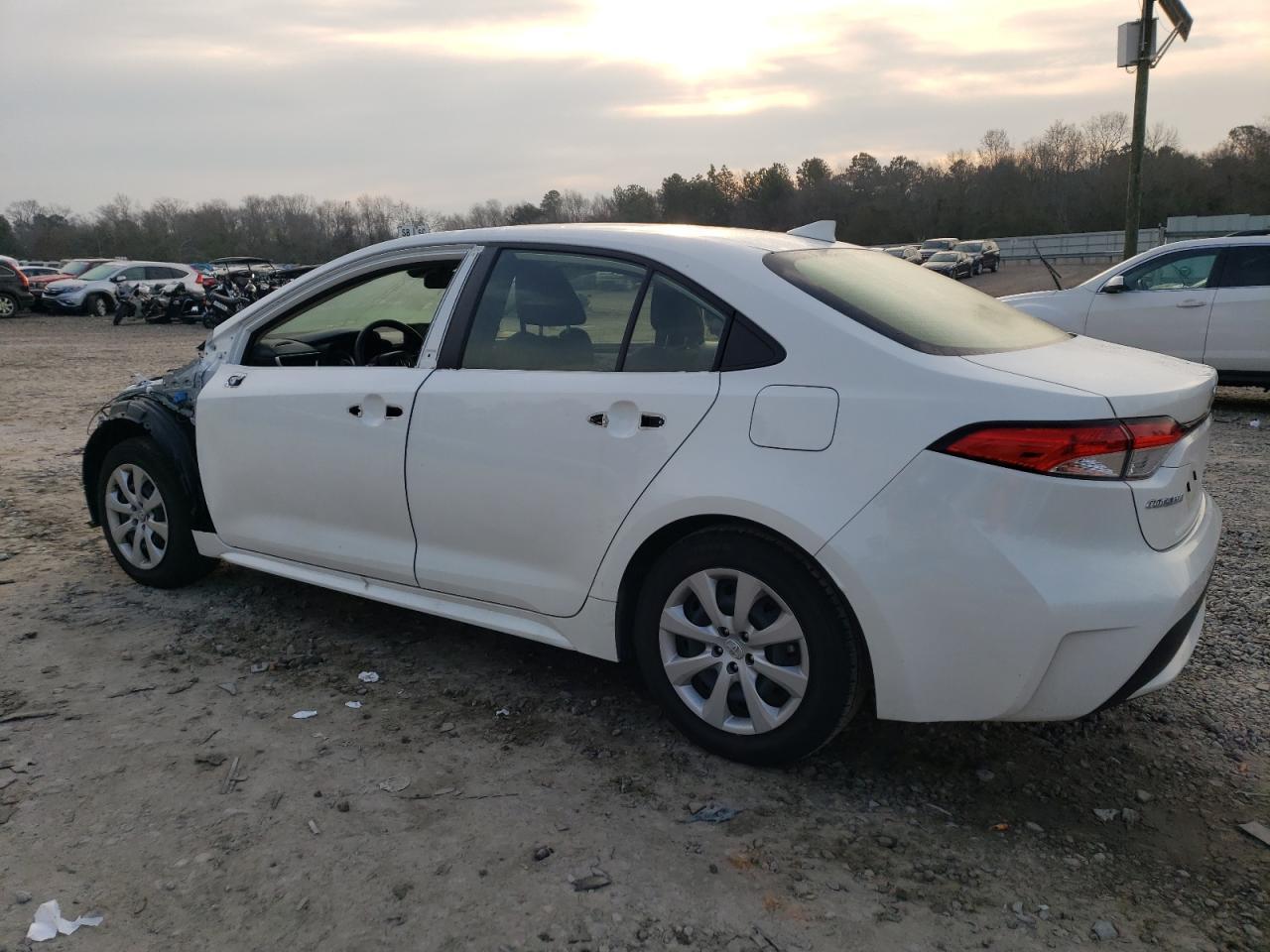 2022 TOYOTA COROLLA LE - Фото 2