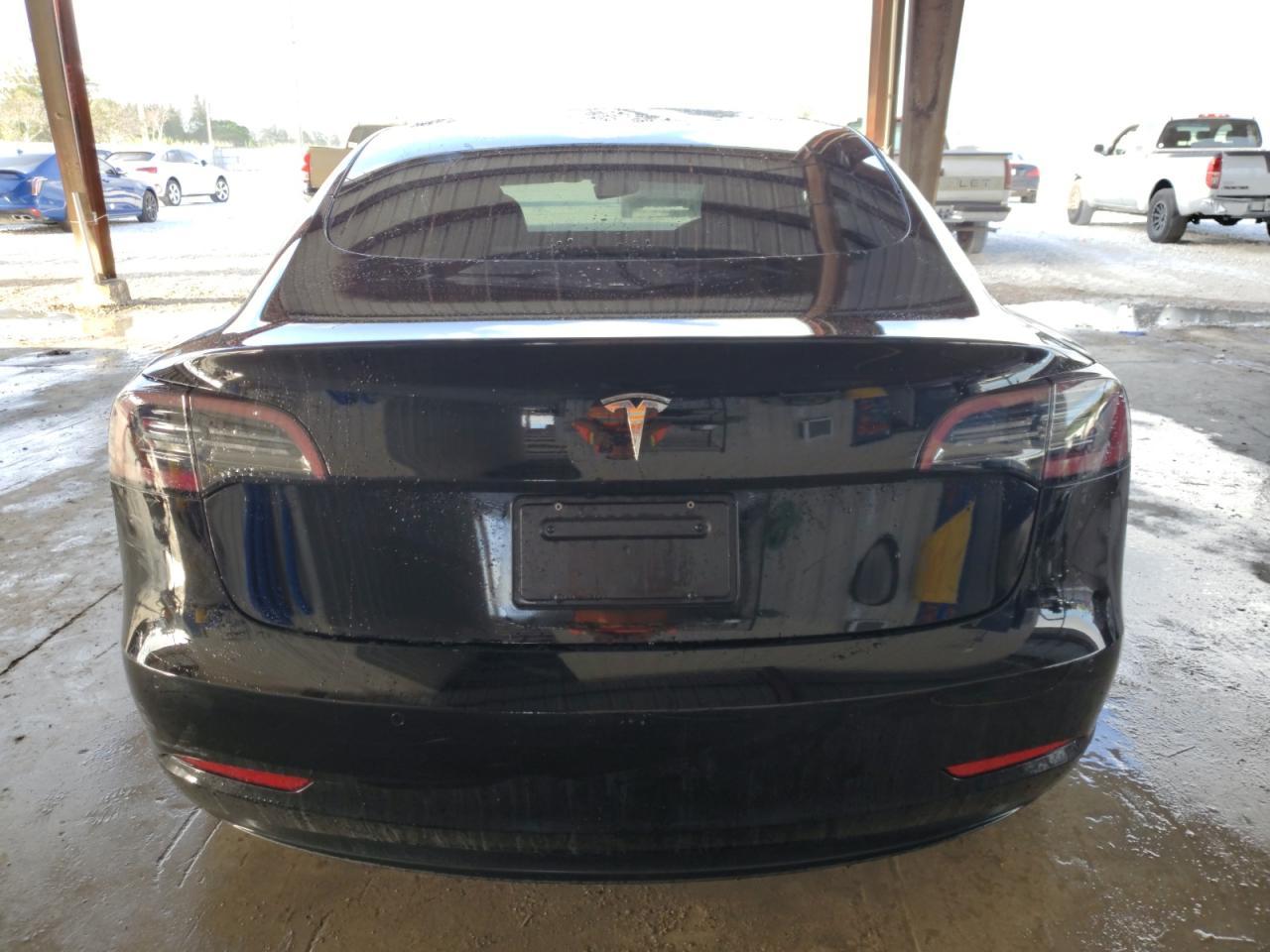 2022 TESLA MODEL 3 - Image 6