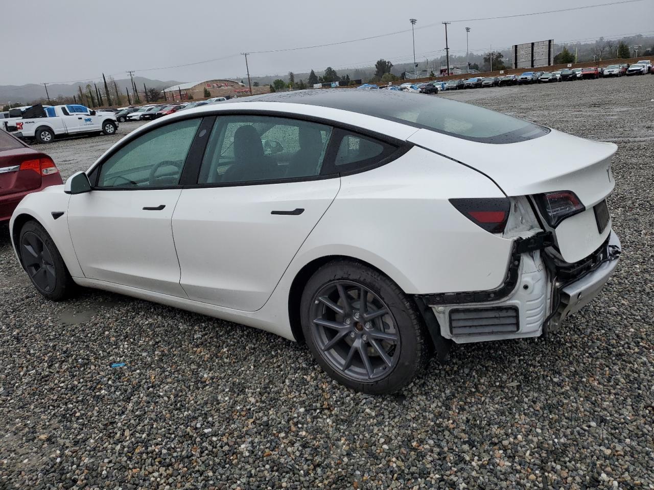 2022 TESLA MODEL 3 - Image 2