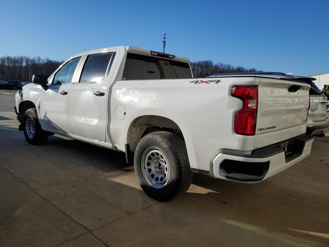 2020 CHEVROLET SILVERADO - Image 2