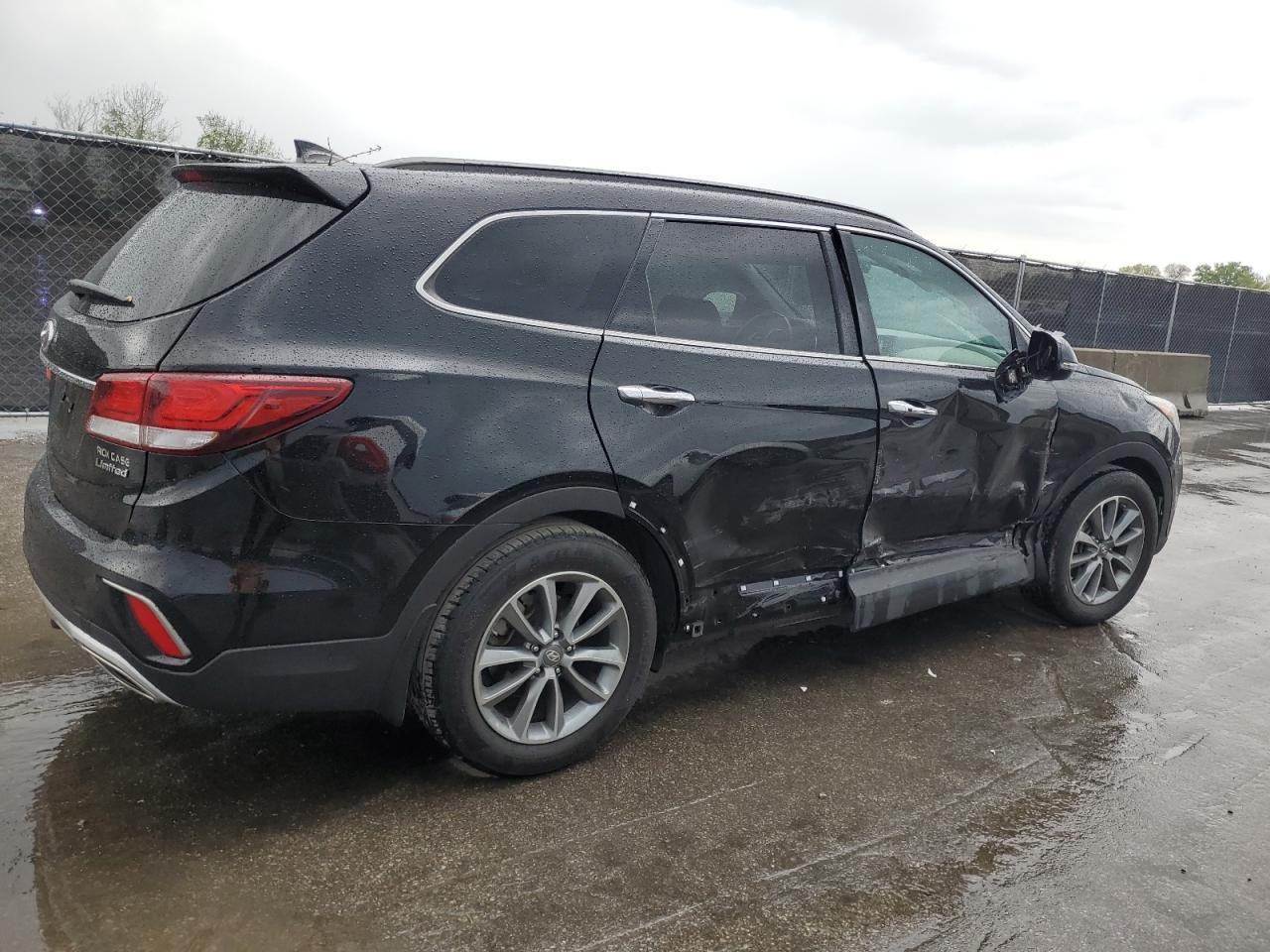 2017 HYUNDAI SANTA FE S - Image 3