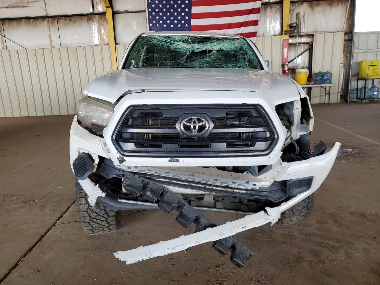 2017 TOYOTA TACOMA DOU - Фото 5
