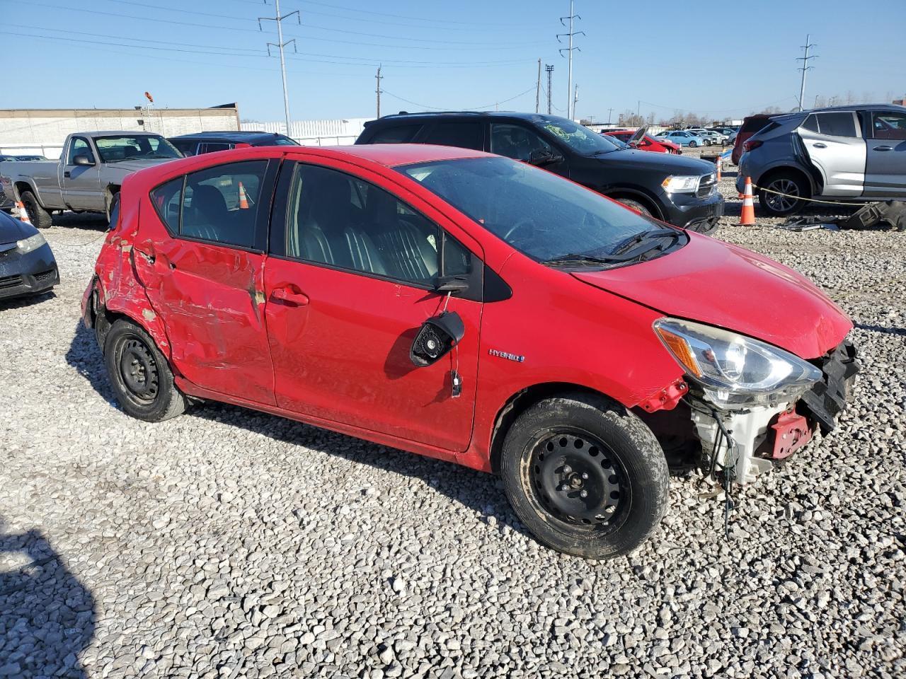 2015 TOYOTA PRIUS C - Image 4