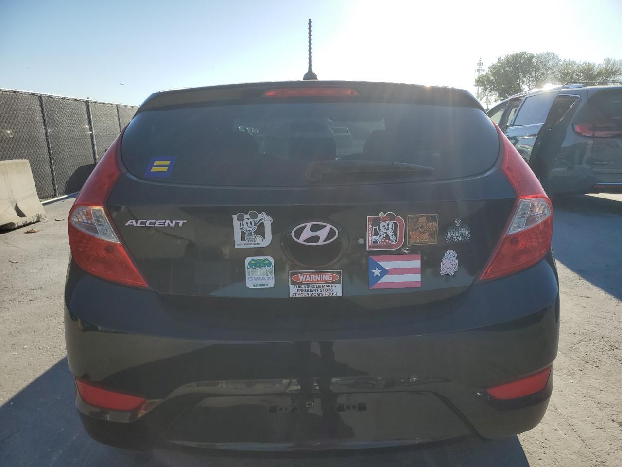 2017 HYUNDAI ACCENT SE - Image 6