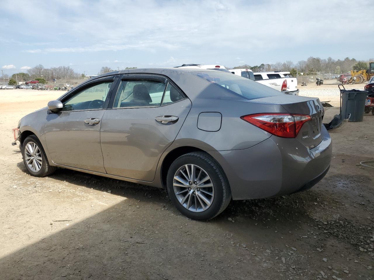 2015 TOYOTA COROLLA L - Image 2