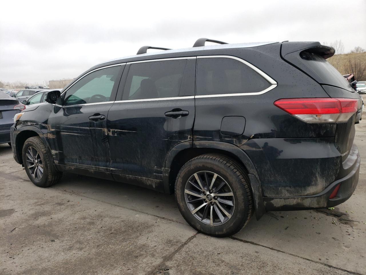 2018 TOYOTA HIGHLANDER - Image 2