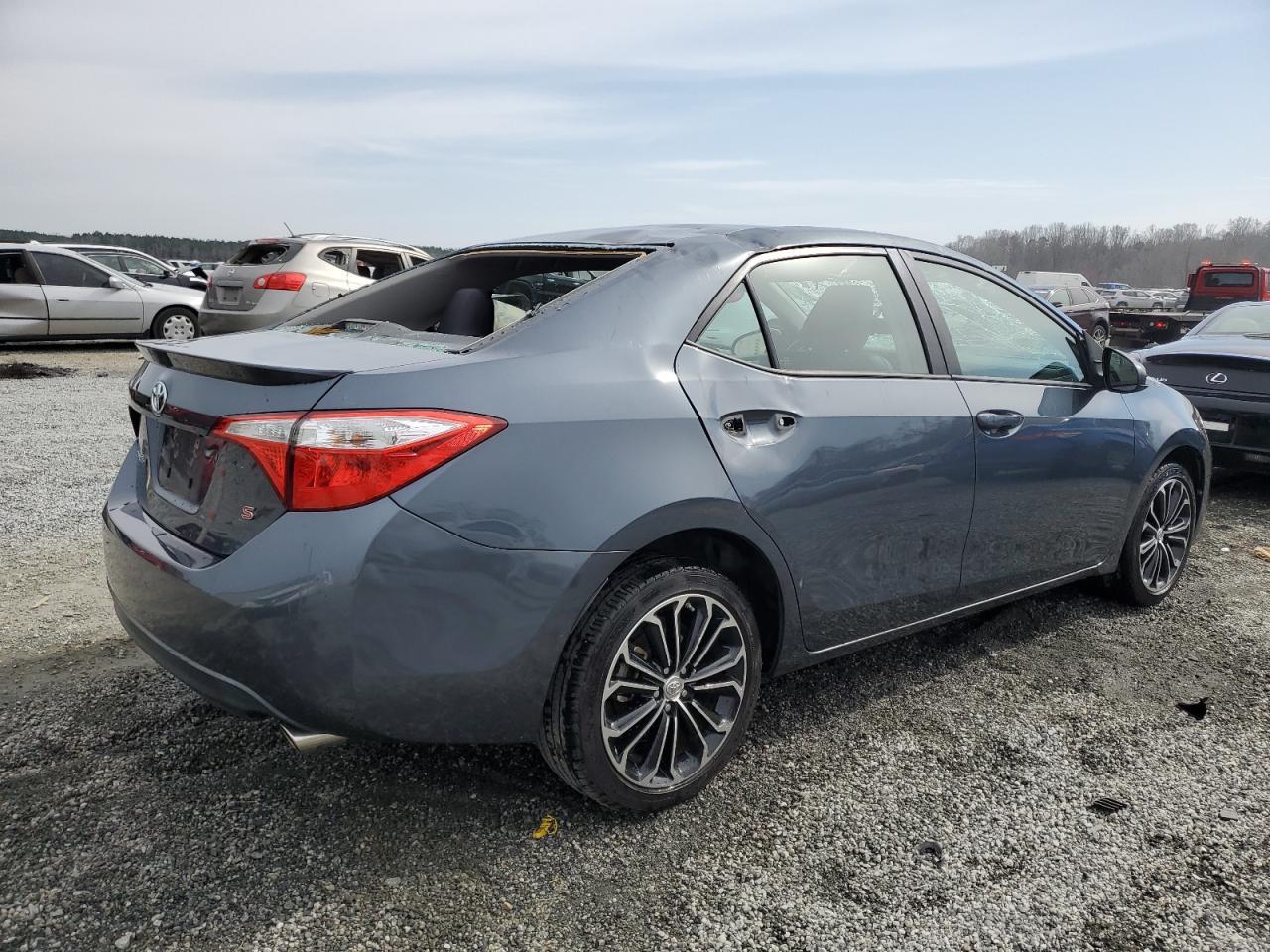 2015 TOYOTA COROLLA L - Image 3