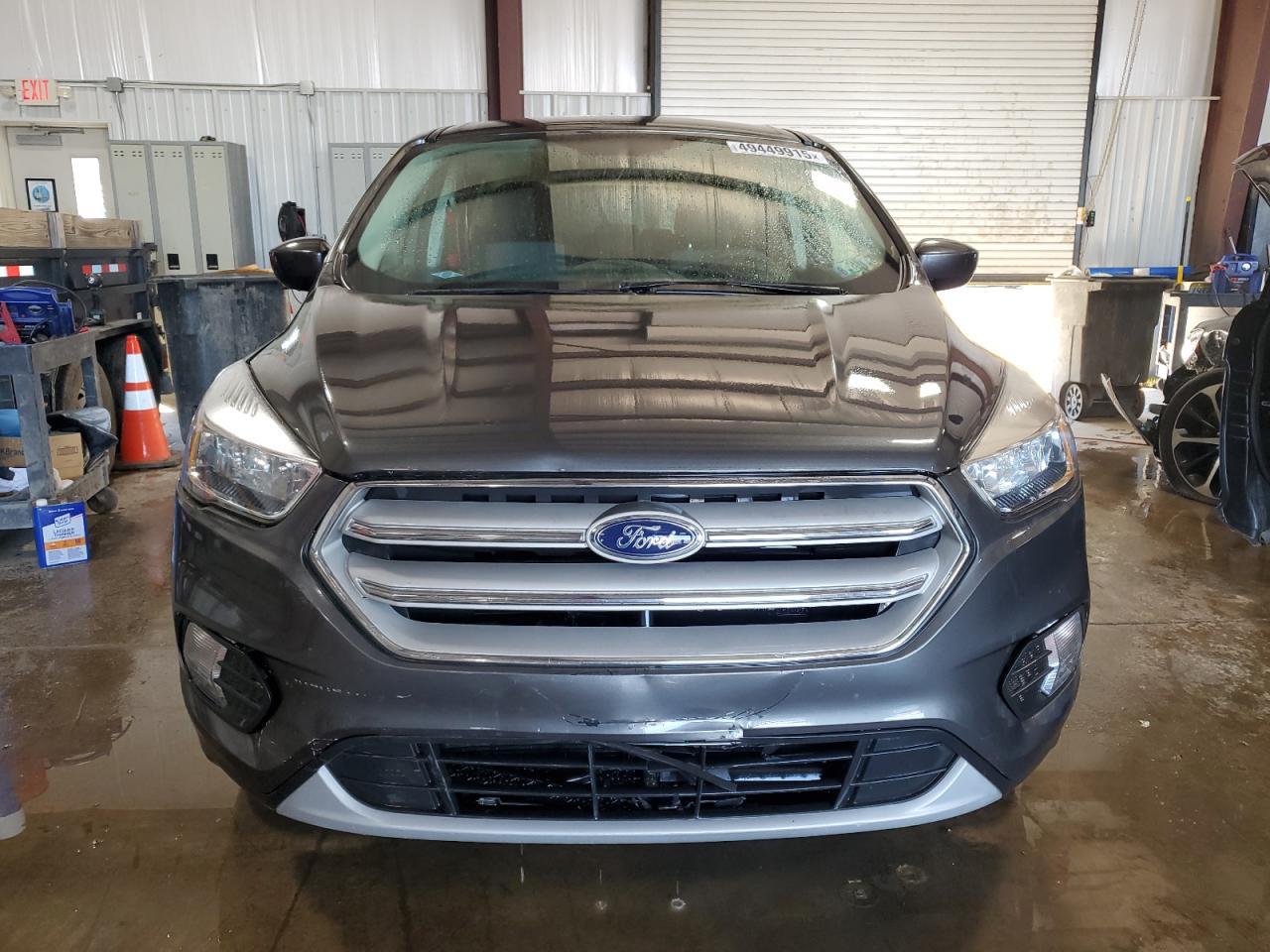 2017 FORD ESCAPE SE - Image 5