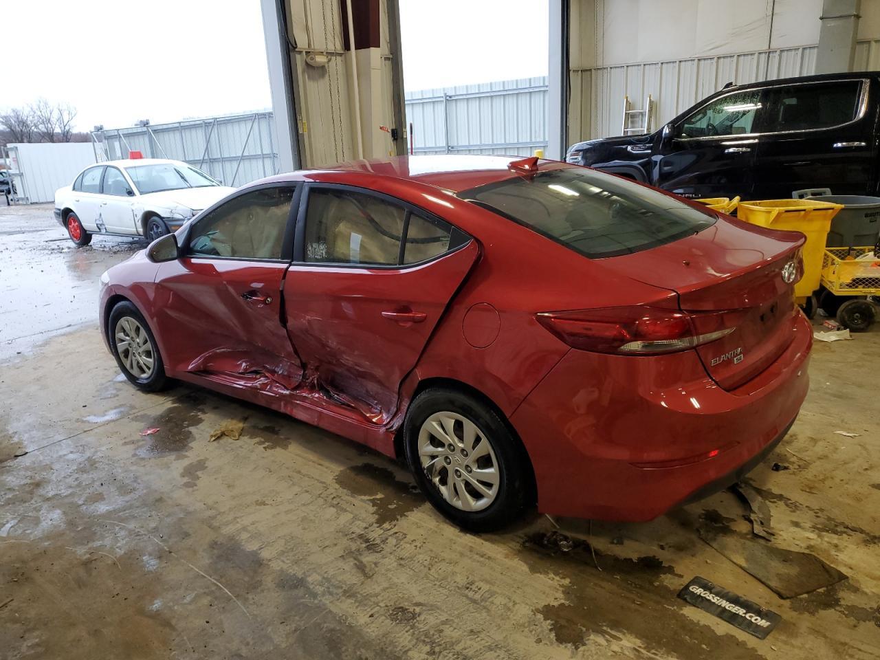 2017 HYUNDAI ELANTRA SE - Фото 2