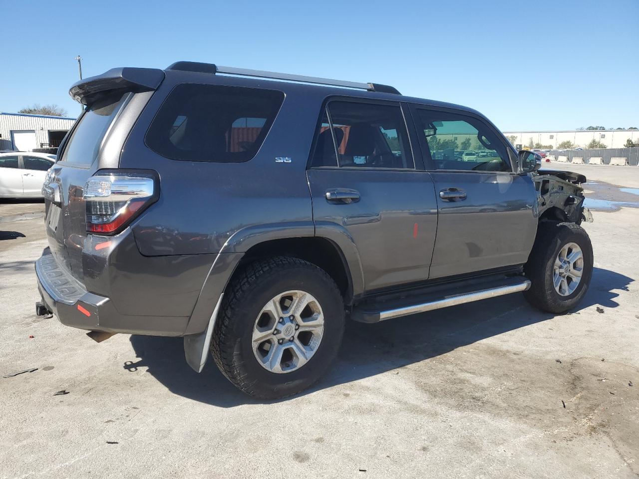 2019 TOYOTA 4RUNNER SR - Фото 3