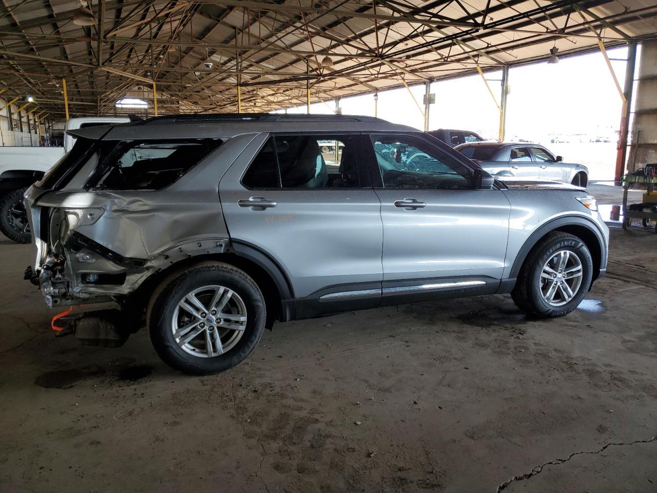 2023 FORD EXPLORER X - Фото 3