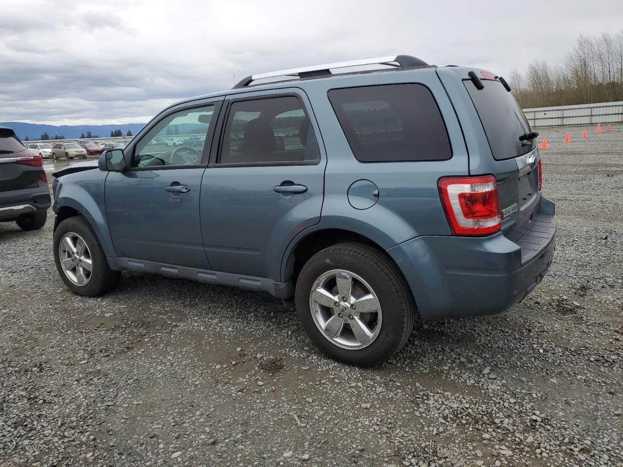 2012 FORD ESCAPE LIM - Image 2