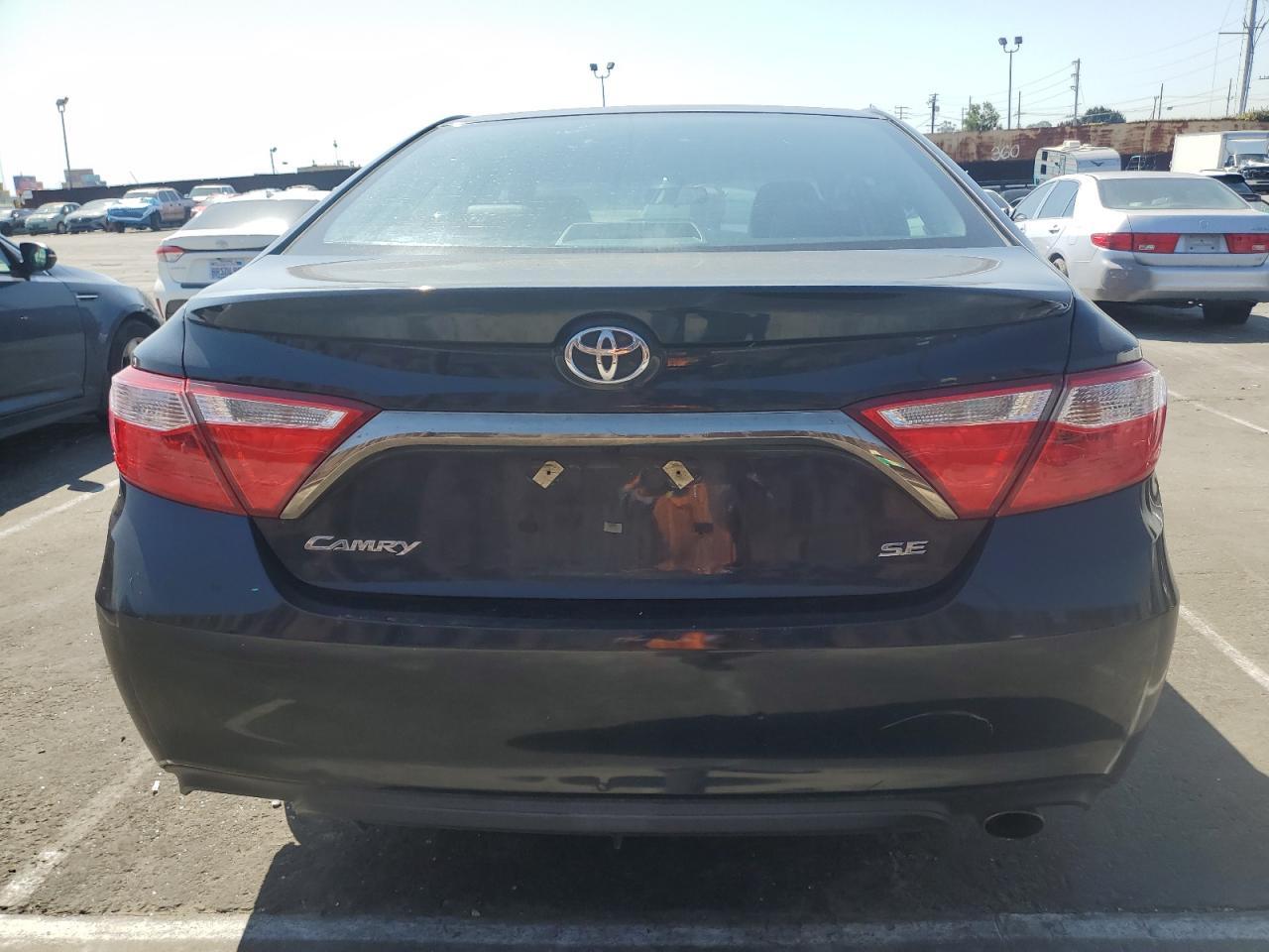 2016 TOYOTA CAMRY LE - Фото 6