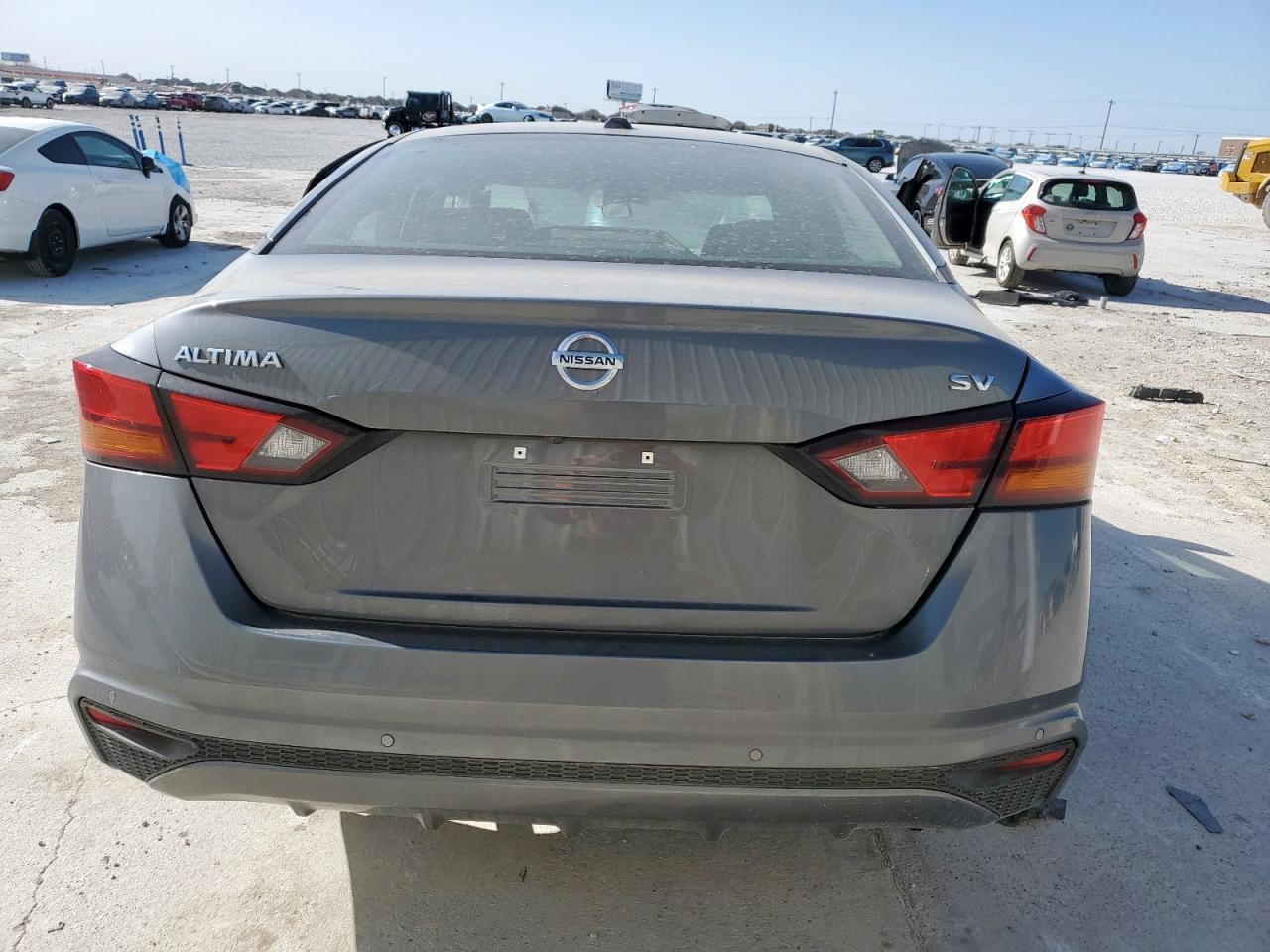 2022 NISSAN ALTIMA SV - Image 6