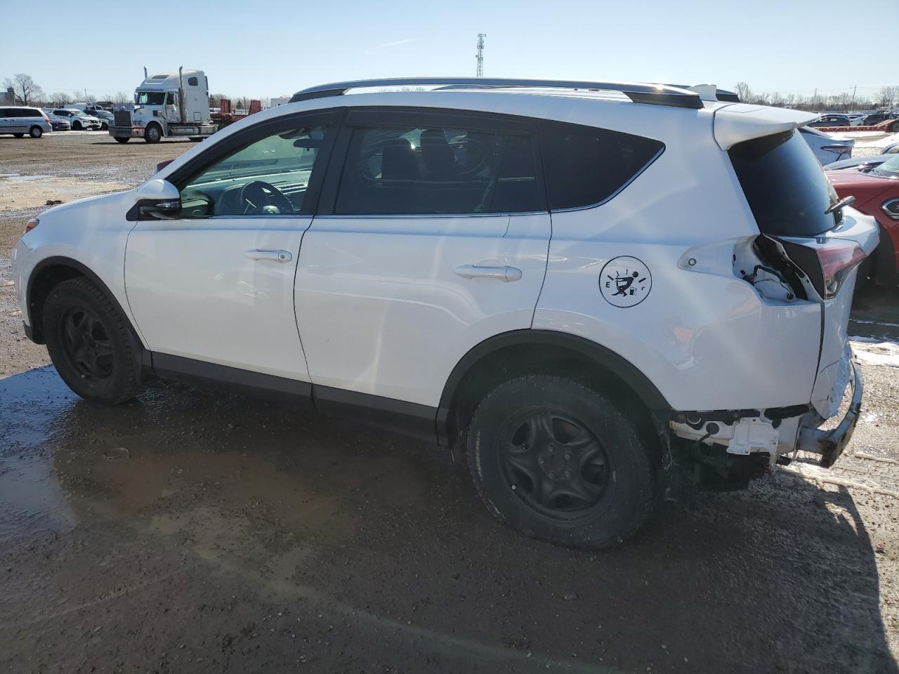 2018 TOYOTA RAV4 LE - Image 2