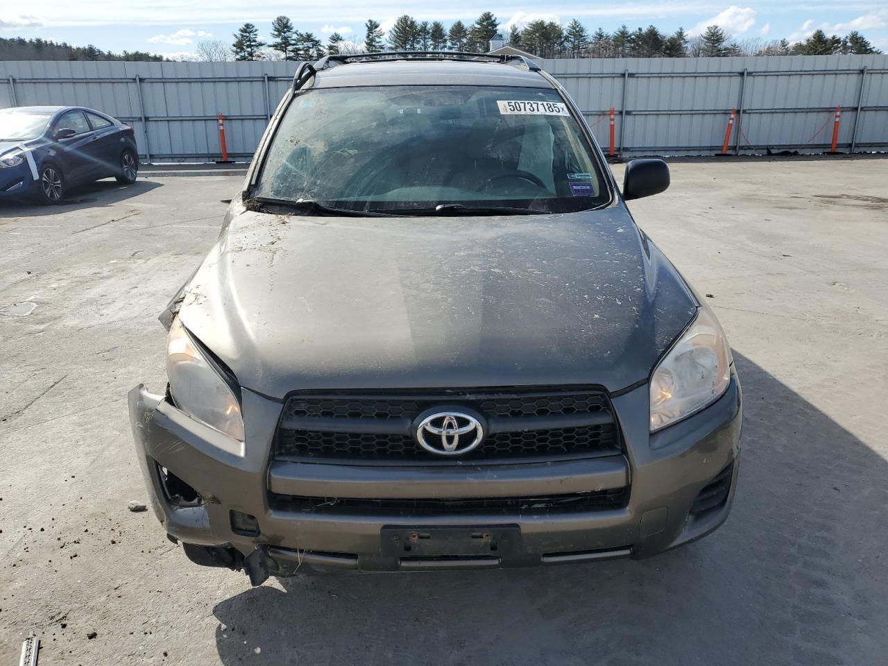 2011 TOYOTA RAV4 - Image 5