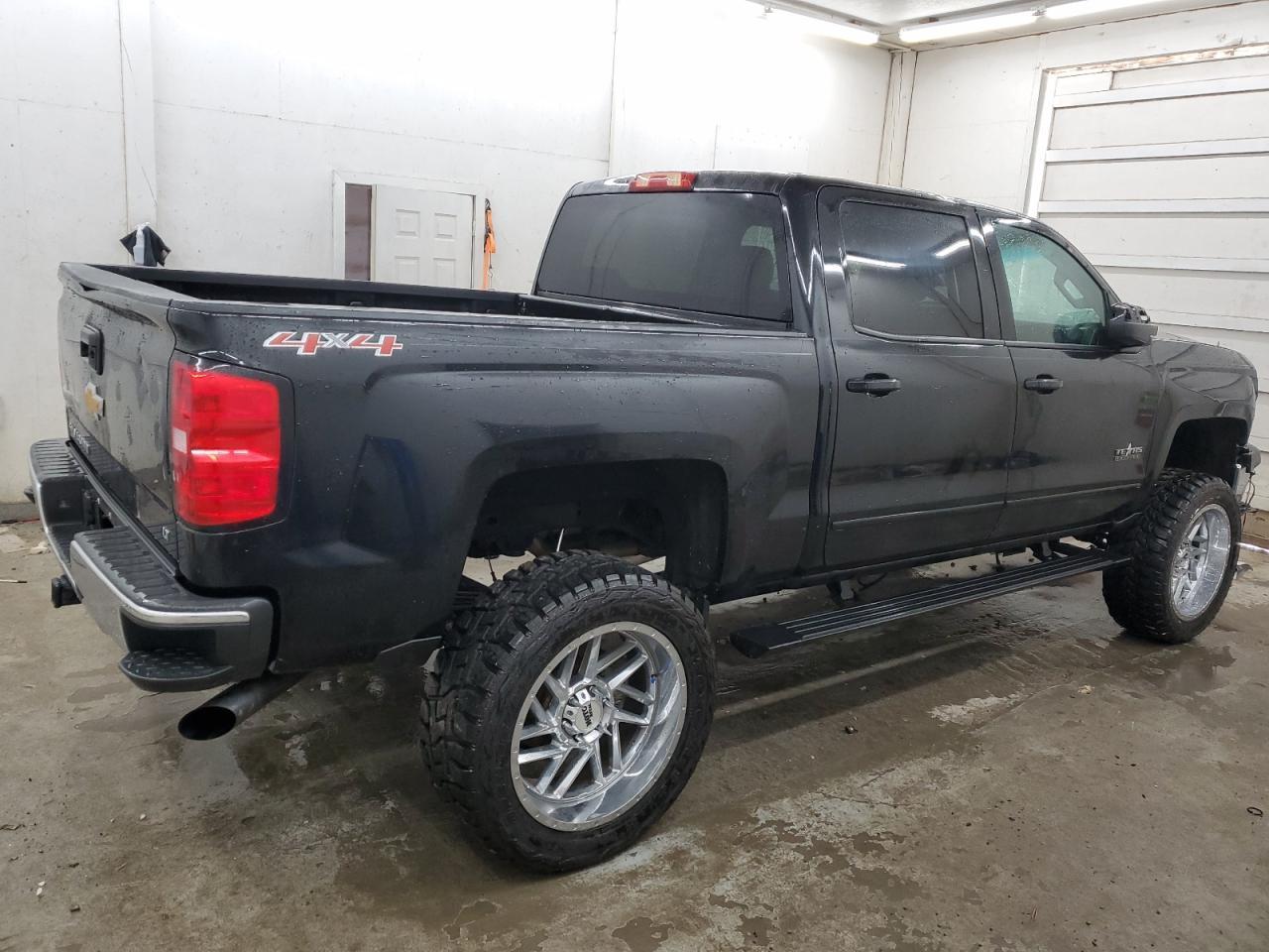2015 CHEVROLET SILVERADO - Фото 3