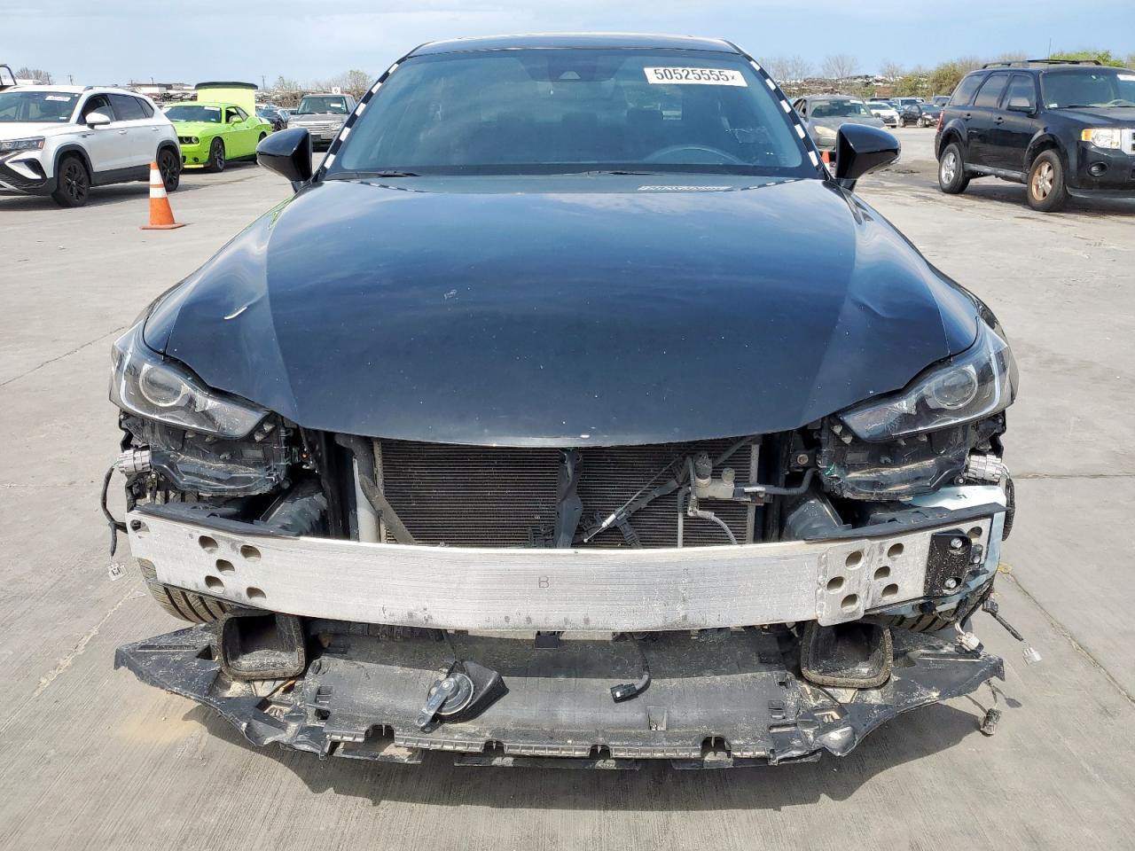 2017 LEXUS IS 200T - Image 5