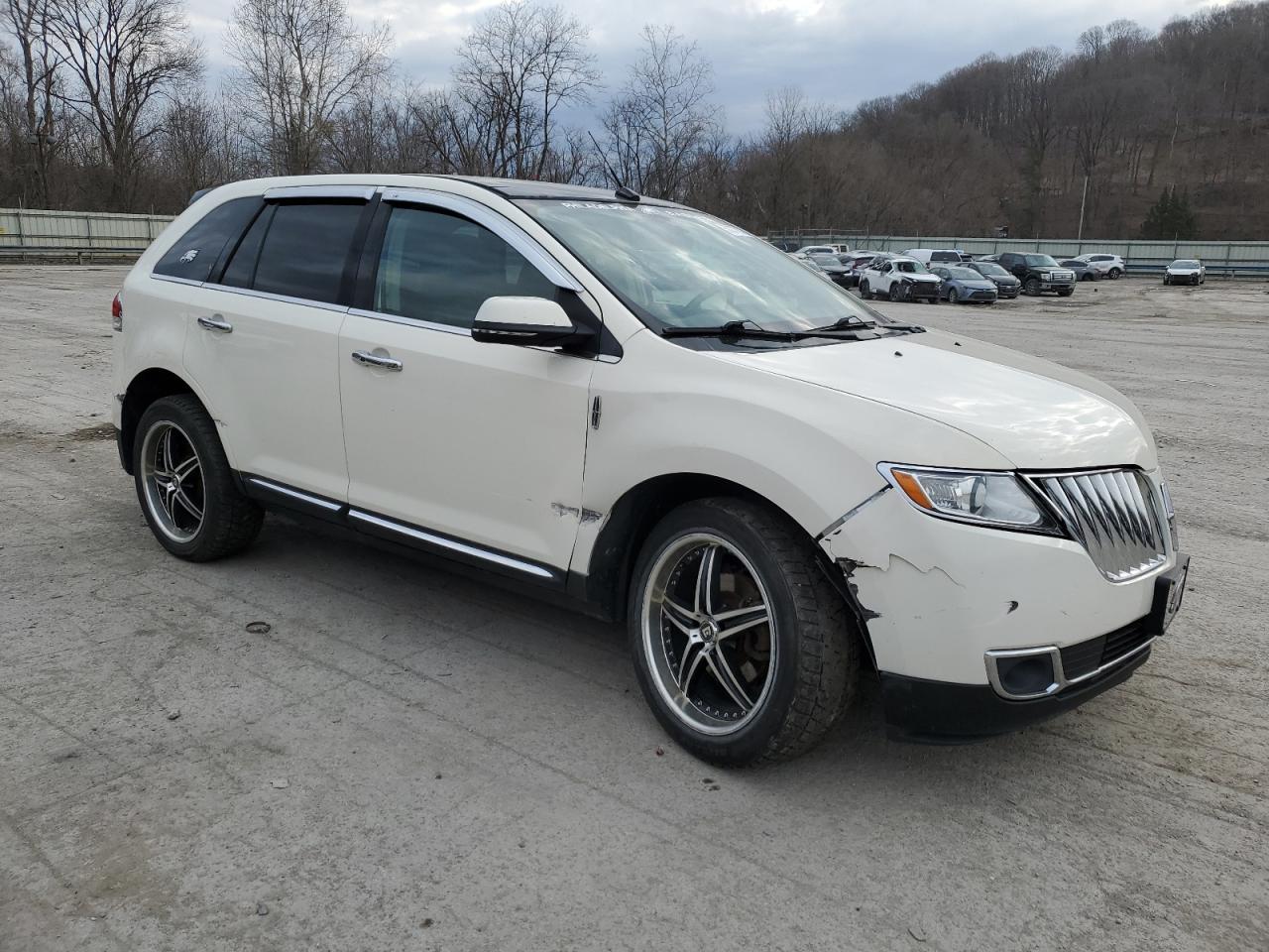 2013 LINCOLN MKX - Image 4