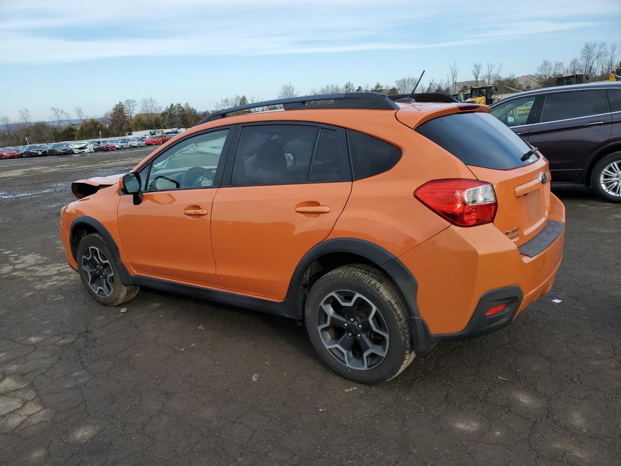 2014 SUBARU XV CROSSTR - Image 2