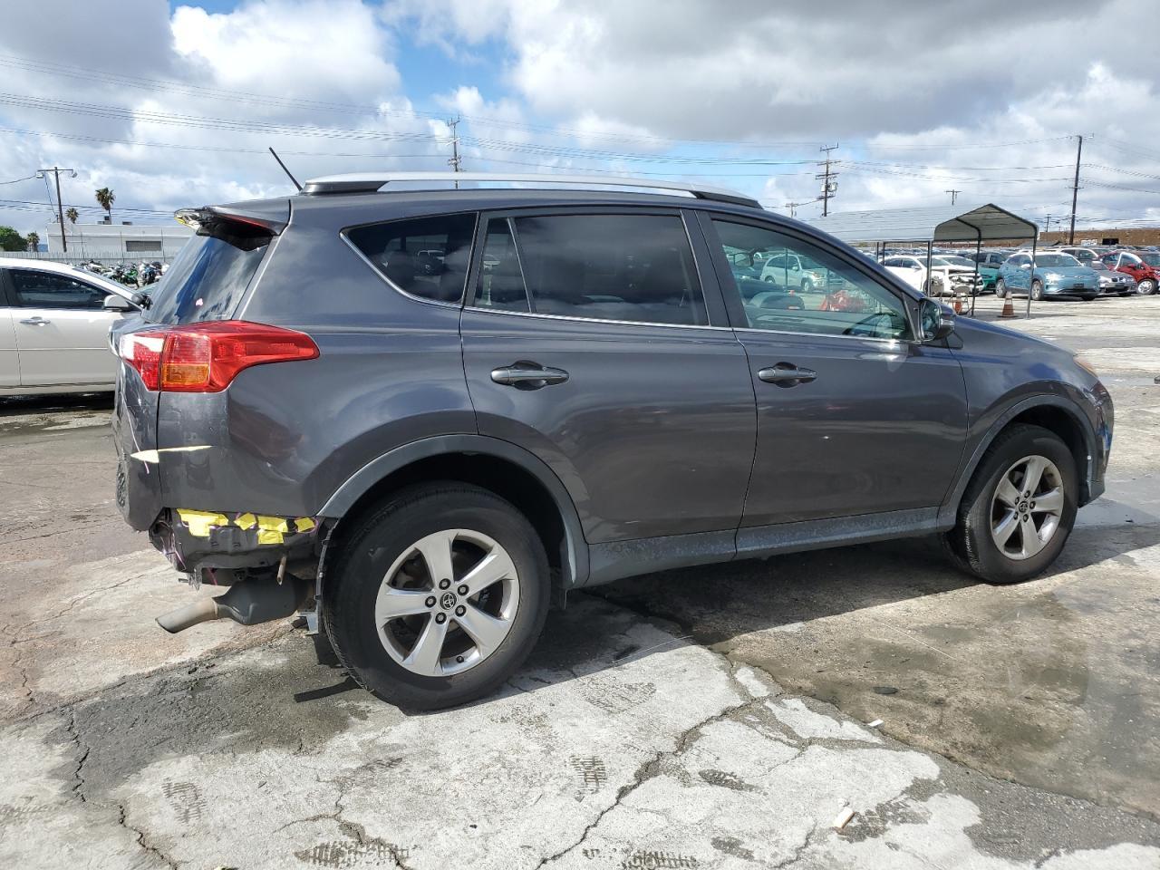 2015 TOYOTA RAV4 XLE - Фото 3