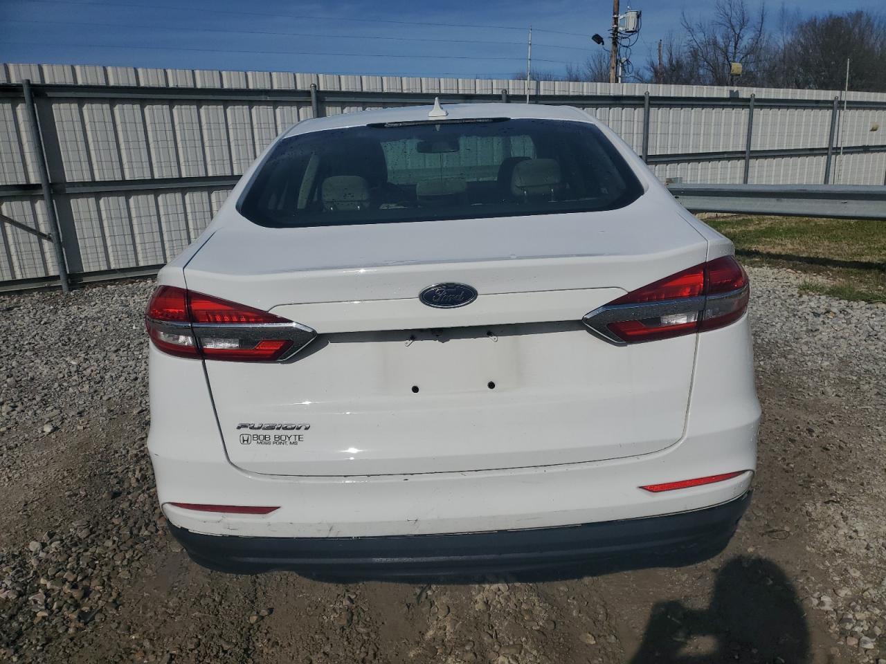2020 FORD FUSION S - Фото 6