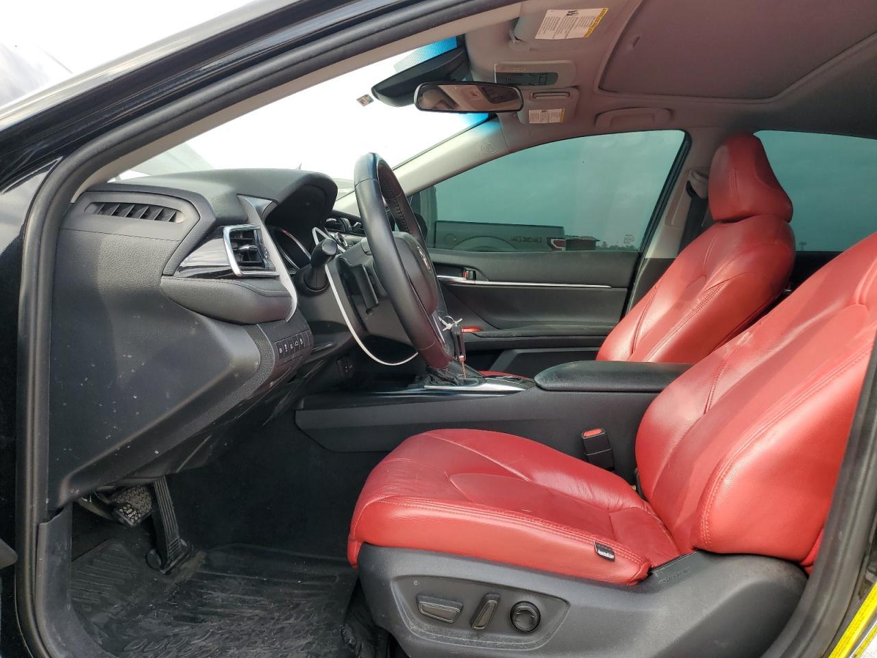 2018 TOYOTA CAMRY L - Фото 7