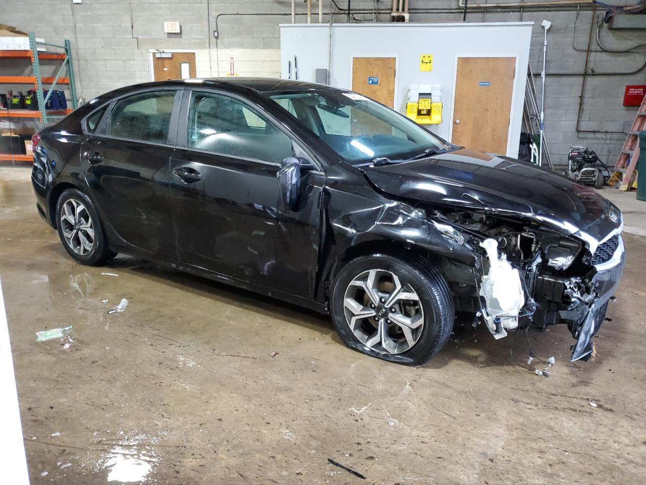 2021 KIA FORTE FE - Image 4