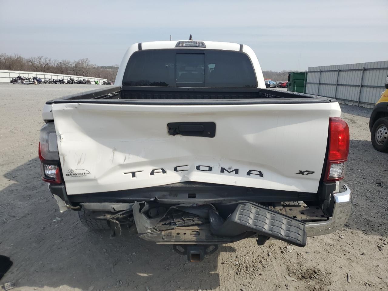 2018 TOYOTA TACOMA DOU - Фото 6