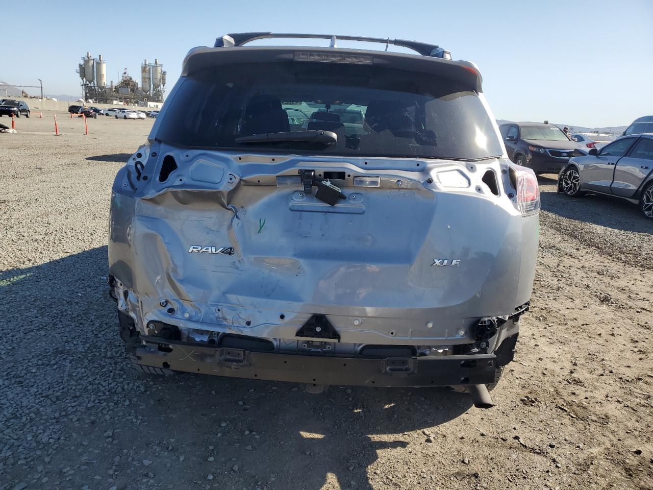 2016 TOYOTA RAV4 XLE - Image 6
