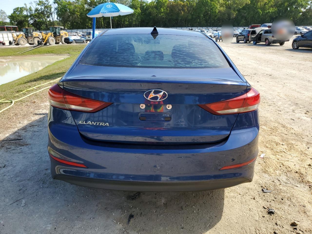 2017 HYUNDAI ELANTRA SE - Фото 6
