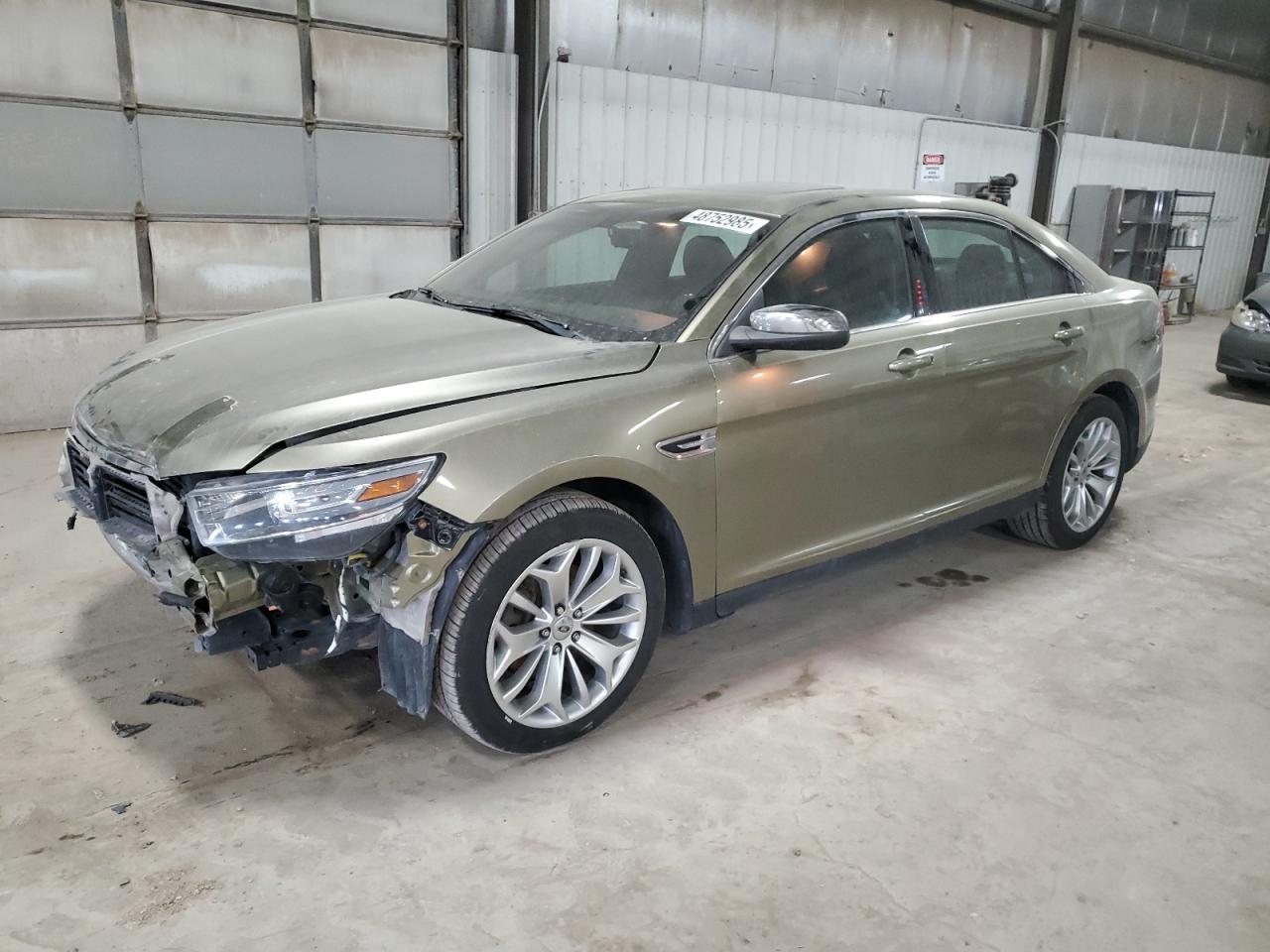 2013 FORD TAURUS LIM