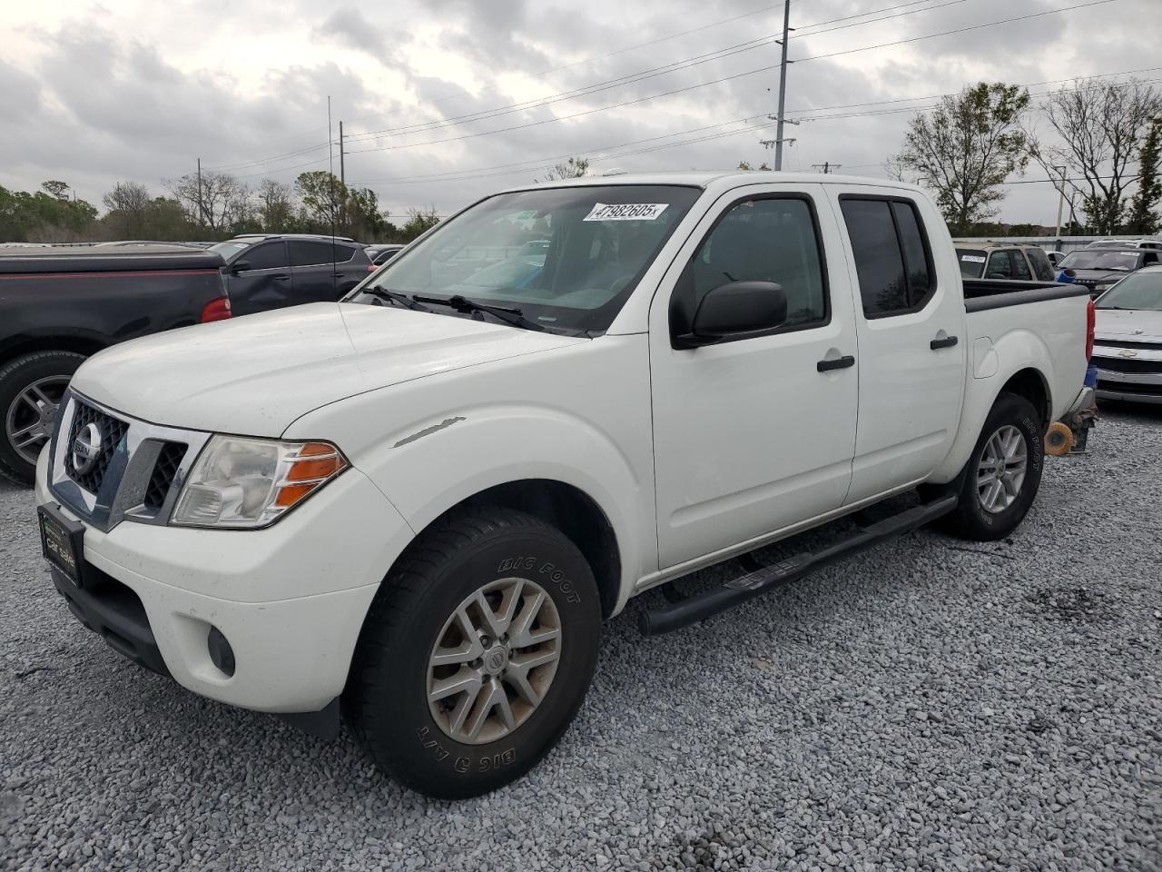 2017 NISSAN FRONTIER S