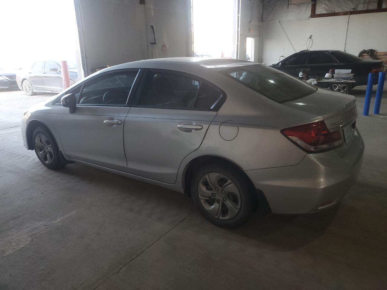2014 HONDA CIVIC LX - Фото 2