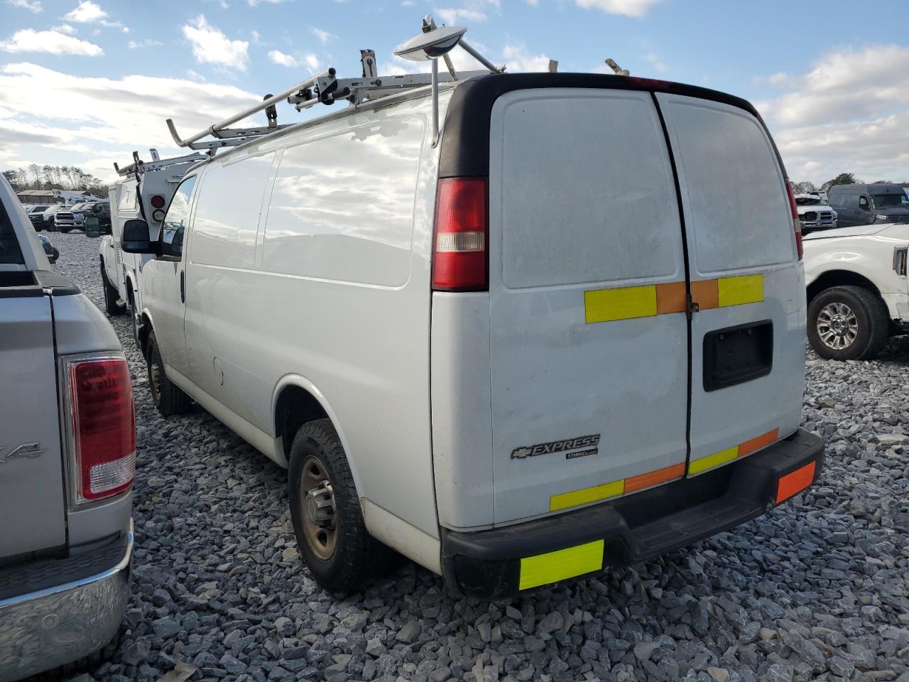 2012 CHEVROLET EXPRESS G2 - Фото 2